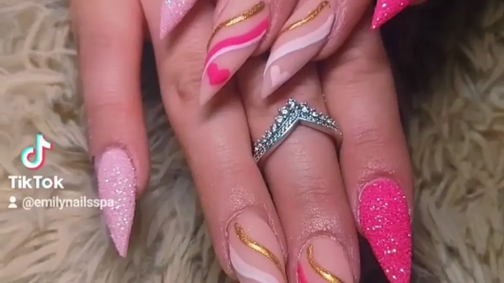 Glo Nails Artists — Nail salon in Merritt Island